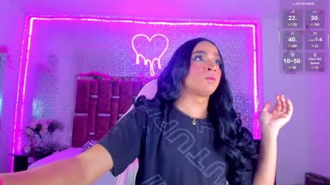 Snapshot of kylievictoria_ chatting on February 2025 03:13:01 AM Kylie online show from February 2025 03:13:01 AM