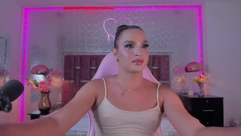 Snapshot of kylievictoria_ chatting on September 2025 04:57:01 AM Kylie online show from September 2025 04:57:01 AM
