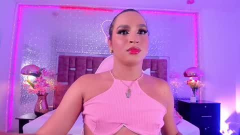 Snapshot of kylievictoria_ chatting on September 2025 04:24:02 AM Kylie online show from September 2025 04:24:02 AM