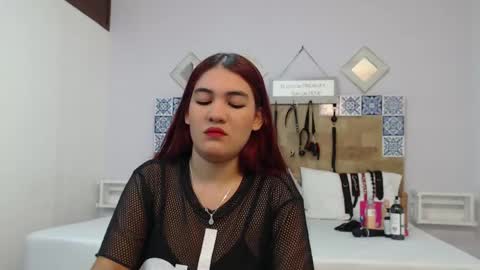 Snapshot of kyliiebaker chatting on November 2025 11:07:01 AM Kylie online show from November 2025 11:07:01 AM