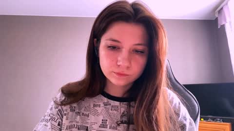 Snapshot of kymberlychimes chatting on March 2026 12:27:02 PM Kary online show from March 2026 12:27:02 PM