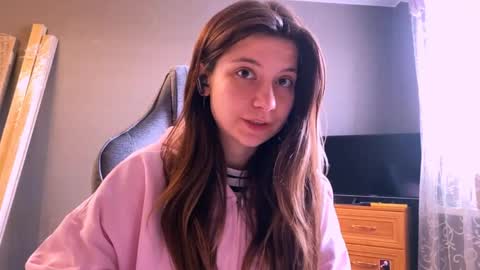 Snapshot of kymberlychimes chatting on April 2026 01:27:02 PM Kary online show from April 2026 01:27:02 PM