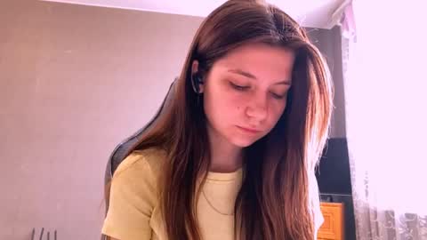 Snapshot of kymberlychimes chatting on April 2026 08:18:02 AM Kary online show from April 2026 08:18:02 AM