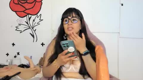 Snapshot of kymberlyhott chatting on October 2025 08:44:01 PM call me kim  online show from October 2025 08:44:01 PM