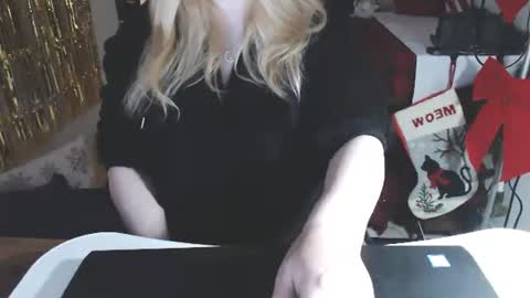 Snapshot of kymchi chatting on January 2026 12:13:02 AM Check Out My NSFW OnlyFans Link On Bio online show from January 2026 12:13:02 AM