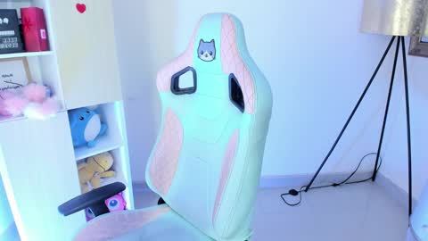 Kyomi online show from January 2025 01:09:01 PM