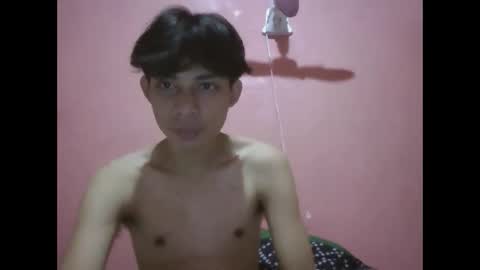 kyoshi_19 online show from October 2025 12:47:01 PM