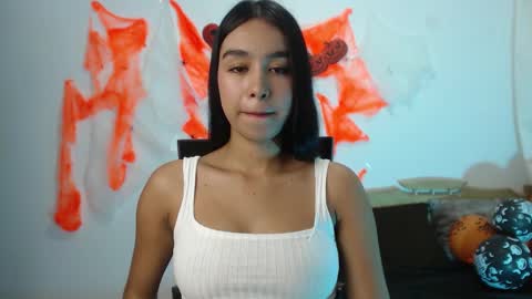 Snapshot of kyra_fox_ chatting on October 2025 12:38:02 PM Kyra online show from October 2025 12:38:02 PM