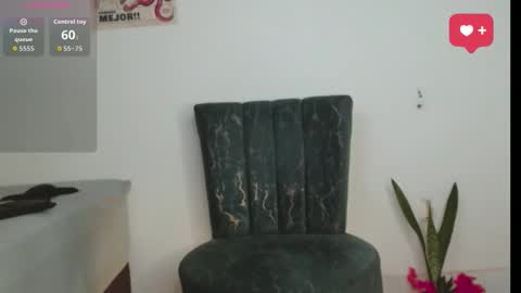 Snapshot of kyroestrada chatting on March 2026 02:06:01 AM kyroestrada online show from March 2026 02:06:01 AM