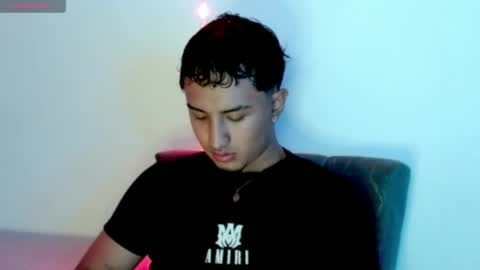 Snapshot of kyroestrada chatting on April 2026 12:19:01 AM kyroestrada online show from April 2026 12:19:01 AM