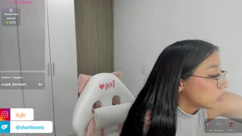 Snapshot of kyy_isa chatting on March 2026 03:11:01 AM IG online show from March 2026 03:11:01 AM