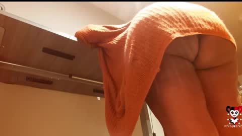 I am everything. Your highness queen deity goddess mistress god daddy mommy boss master.  you will address me as such. online show from September 2025 08:05:01 AM