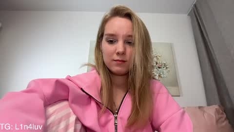 Snapshot of l1n4luv chatting on April 2026 06:16:01 PM lina online show from April 2026 06:16:01 PM