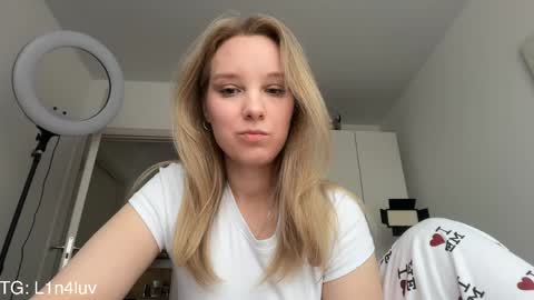 Snapshot of l1n4luv chatting on April 2026 02:03:01 PM lina online show from April 2026 02:03:01 PM