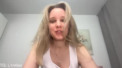 Snapshot of l1n4luv chatting on April 2026 05:25:01 PM lina online show from April 2026 05:25:01 PM