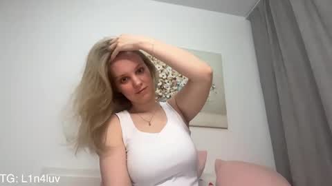 Snapshot of l1n4luv chatting on April 2026 06:21:01 PM lina online show from April 2026 06:21:01 PM