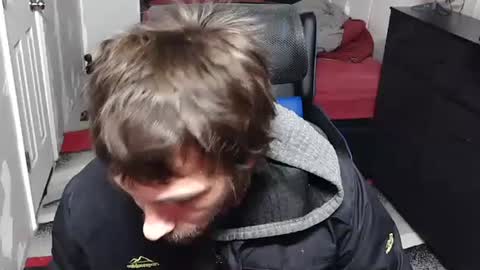 l1v1nth3dr3am online show from December 2025 11:58:02 AM