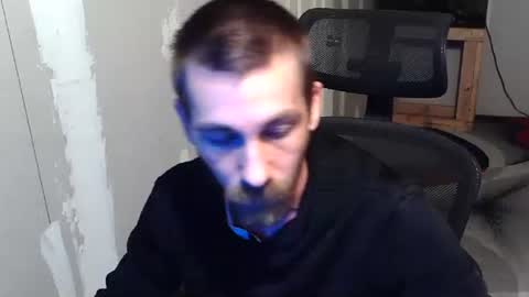 Snapshot of l1v1nth3dr3am chatting on April 2026 04:10:02 AM l1v1nth3dr3am online show from April 2026 04:10:02 AM