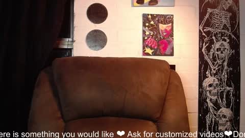 Snapshot of la_femme_fatale_ chatting on January 2025 02:39:02 AM Hanna FREE ONLYFANS  online show from January 2025 02:39:02 AM