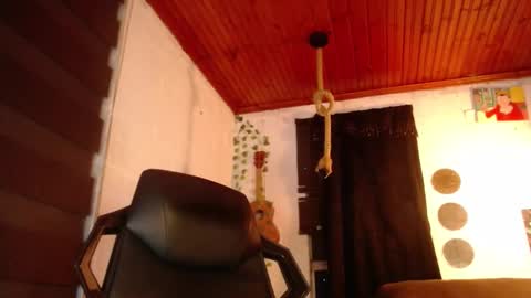 Snapshot of la_femme_fatale_ chatting on March 2025 03:39:01 AM Hanna FREE ONLYFANS  online show from March 2025 03:39:01 AM