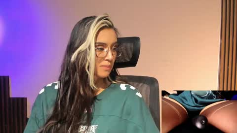 T A T I A N A online show from May 2026 07:55:02 PM