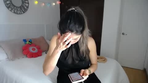 Snapshot of la_rola_ chatting on May 2026 01:22:02 AM Catalina online show from May 2026 01:22:02 AM