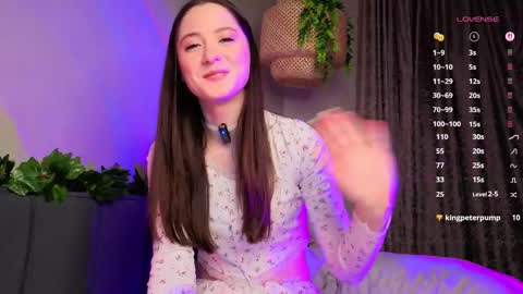 Lucia online show from December 2025 05:53:02 PM