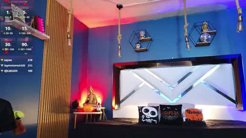 Snapshot of laady_brownn chatting on October 2025 11:03:01 AM Cris online show from October 2025 11:03:01 AM