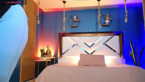 Snapshot of laady_brownn chatting on November 2025 10:59:01 AM Cris online show from November 2025 10:59:01 AM