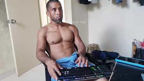 Bruno Smith online show from November 2025 02:40:02 PM