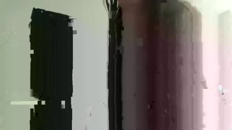 laceieizlaced online show from April 2026 05:43:01 PM