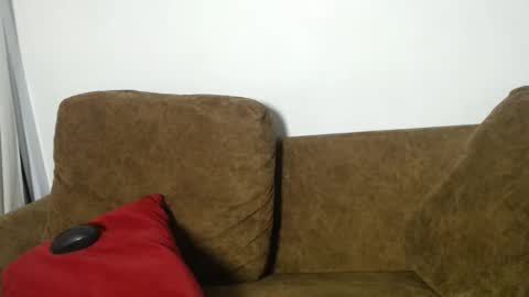 Snapshot of ladii_mia chatting on March 2026 06:25:01 PM Mia online show from March 2026 06:25:01 PM