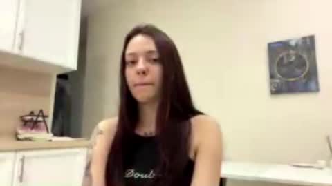 Snapshot of ladonnavanderpol chatting on April 2026 07:06:01 PM Lia online show from April 2026 07:06:01 PM