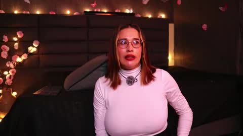 Kathie  Dicky    online show from September 2025 03:28:02 PM