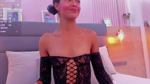 Lady  online show from May 2026 10:51:01 PM