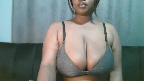 lady_dearra online show from May 2026 02:53:02 AM