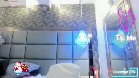    online show from December 2025 07:56:02 PM