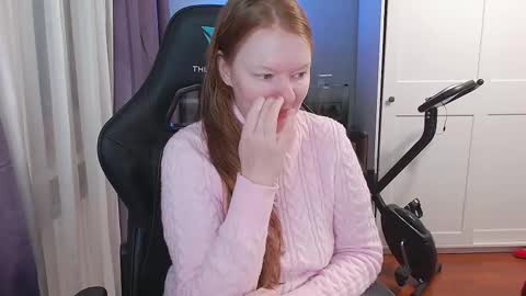 Angelika online show from November 2025 02:44:02 AM