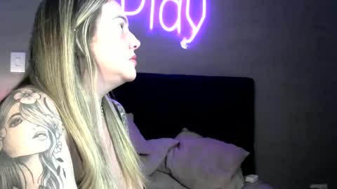 Lady khaleesi online show from February 2025 12:05:02 AM