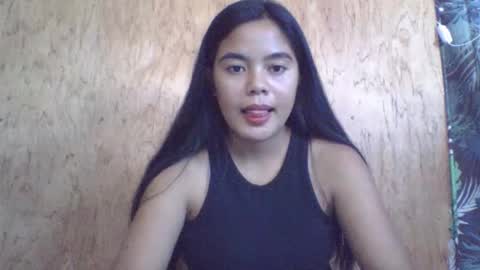 Snapshot of lady_krisha chatting on December 2025 01:11:01 AM lady_krisha online show from December 2025 01:11:01 AM