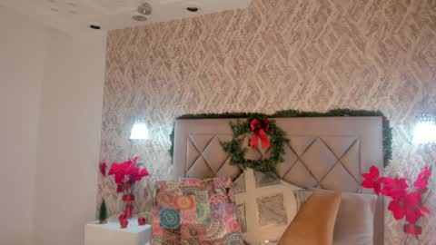 Snapshot of lady_lacey05 chatting on December 2024 05:21:01 PM Gaby  online show from December 2024 05:21:01 PM