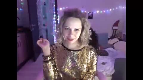 lady_smile69 online show from December 2024 09:39:02 PM