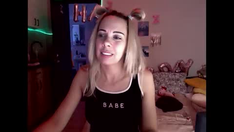 lady_smile69 online show from September 2025 06:35:01 PM