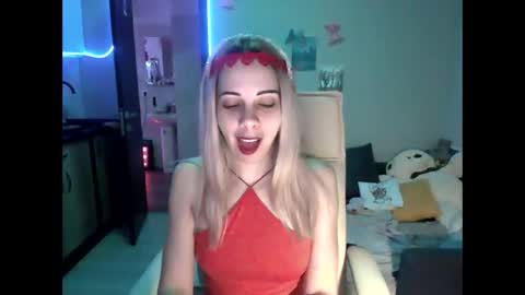 lady_smile69 online show from November 2025 04:37:01 AM