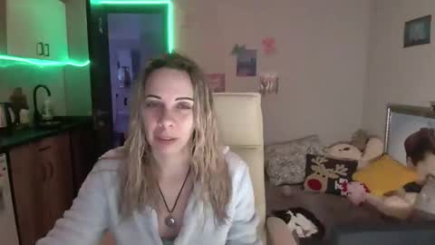 lady_smile69 online show from December 2025 05:02:01 AM