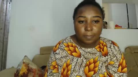 Snapshot of lady_twerky chatting on April 2026 06:27:02 PM Maya online show from April 2026 06:27:02 PM