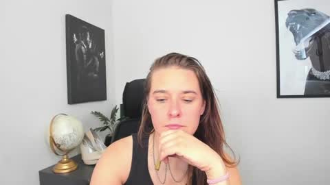 Snapshot of ladyalessa chatting on July 2026 06:18:02 AM ALESSA online show from July 2026 06:18:02 AM