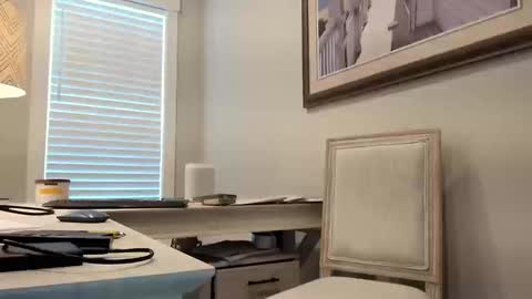 Ladybabs online show from October 2025 06:20:01 PM