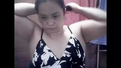 Snapshot of ladybignipples4u chatting on September 2025 08:49:02 AM ladybignipples4u online show from September 2025 08:49:02 AM