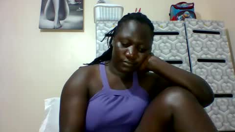 lindah32 online show from January 2025 09:41:02 PM
